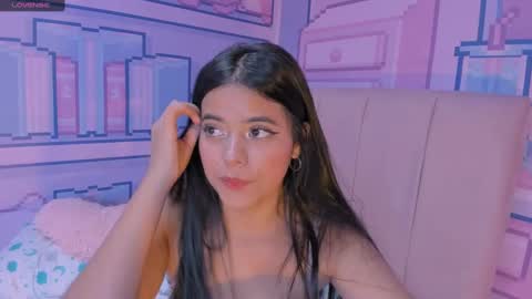 Snapshot of _18alice chatting on 03.03.25 Alice online show from 03.03.25