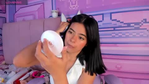 Snapshot of _18alice chatting on 09.28.25 Alice online show from 09.28.25