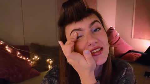 Willow online show from 11.27.25