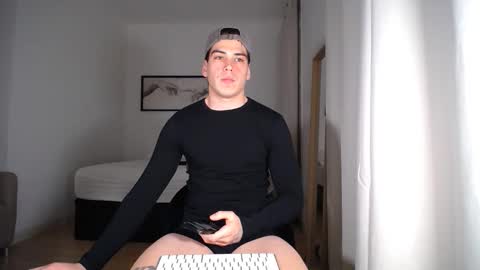 _aesthetic online show from 04.02.26