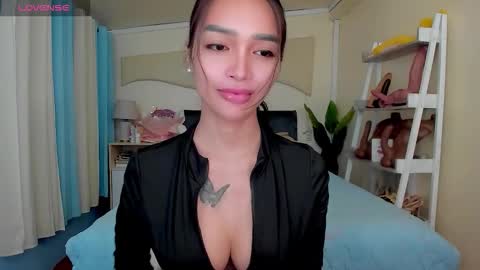 Snapshot of _agatha69_ chatting on 02.04.26 agatha online show from 02.04.26