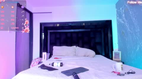 Snapshot of _agathaargent chatting on 12.26.24 Agatha online show from 12.26.24