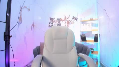 Snapshot of _agathaargent chatting on 09.16.25 Agatha online show from 09.16.25