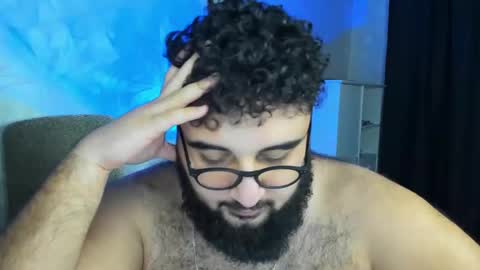 Snapshot of _alan_bear_ chatting on 01.06.25 Alan online show from 01.06.25