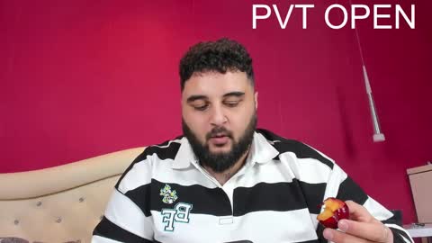 Snapshot of _alan_bear_ chatting on 03.11.25 Alan online show from 03.11.25