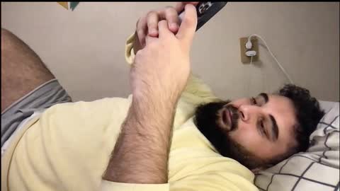 Snapshot of _alan_bear_ chatting on 09.30.25 Alan online show from 09.30.25