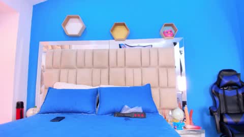 _alana_johnson online show from 09.27.25