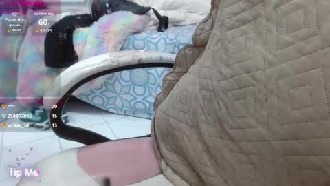 Snapshot of _alegriamartinez_ chatting on 02.19.25 _alegriamartinez_ online show from 02.19.25