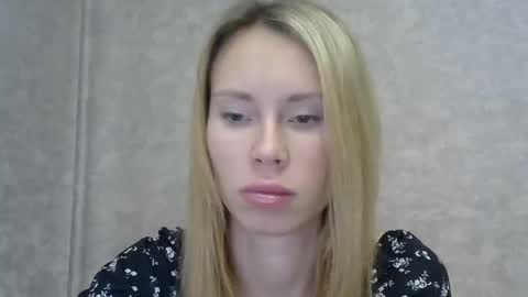 _alex1819 online show from 10.30.25