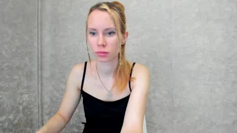 Snapshot of _alex1819 chatting on 04.30.26 _alex1819 online show from 04.30.26