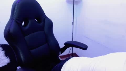 Alexandra online show from 11.15.25