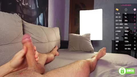 Snapshot of _alicegreen_ chatting on 10.24.25 Alice Green online show from 10.24.25