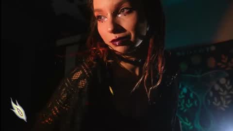 Snapshot of _alicemorrison_ chatting on 11.14.25 Alice Morrison Mistress Datura online show from 11.14.25