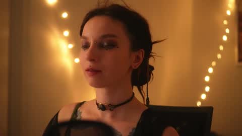 Snapshot of _alicemorrison_ chatting on 03.26.26 Alice Morrison Mistress Datura online show from 03.26.26