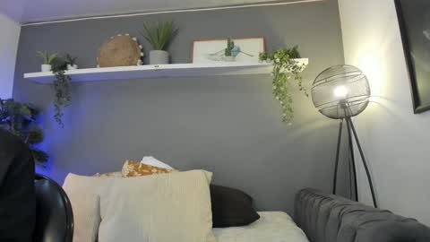  Alice  online show from 02.07.25