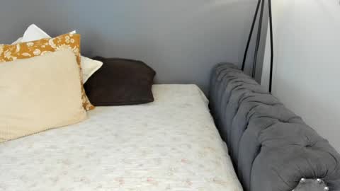  Alice  online show from 02.28.25