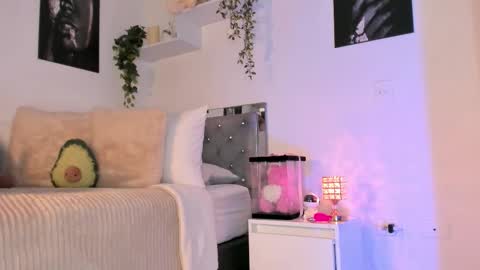 Karo online show from 09.15.25