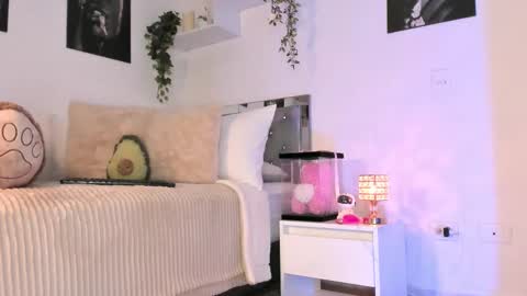 Karo online show from 09.23.25