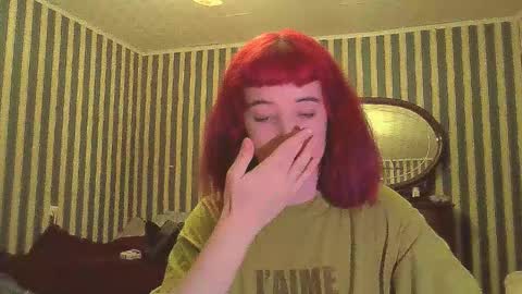 Snapshot of _amber_doll_ chatting on 11.25.25 Amber online show from 11.25.25