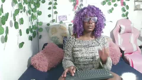 Snapshot of _amy_rojas_ chatting on 03.04.25 ask me online show from 03.04.25