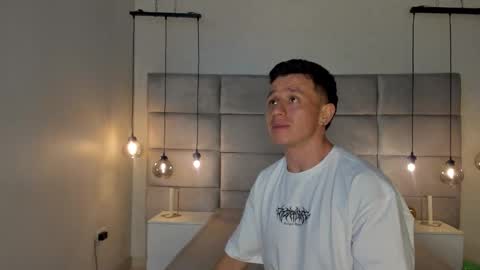 Andrew online show from 12.25.24