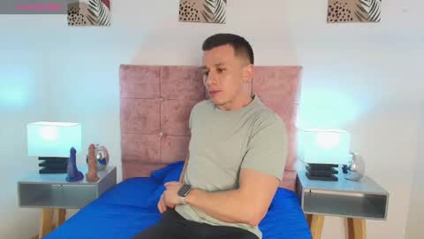 _andrewfalcon2 online show from 01.16.25