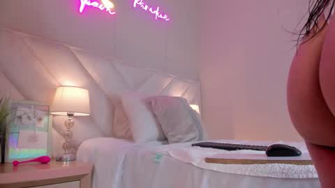 ngela  online show from 02.07.26