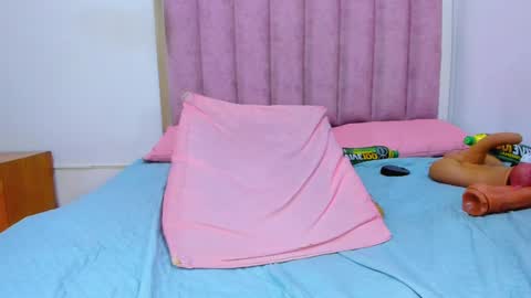 Any online show from 02.15.25