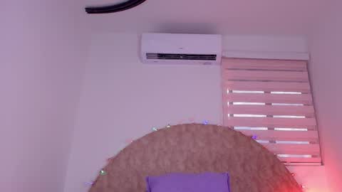 Any online show from 12.02.25