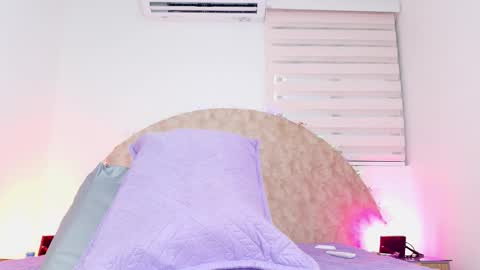 Any online show from 12.03.25