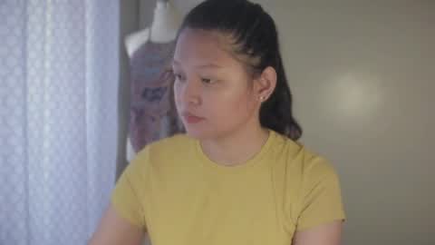 annie . online show from 04.10.26