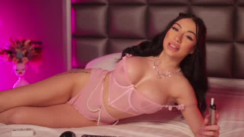 Anna online show from 02.04.25