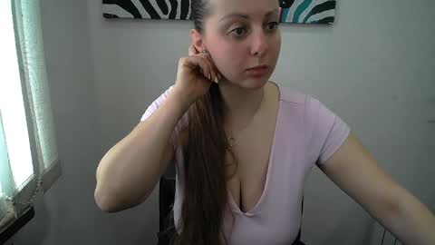 Snapshot of _annabelle_lee chatting on 04.07.26 Anna online show from 04.07.26