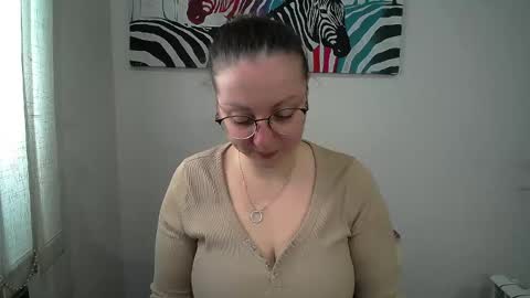 Snapshot of _annabelle_lee chatting on 04.22.26 Anna online show from 04.22.26