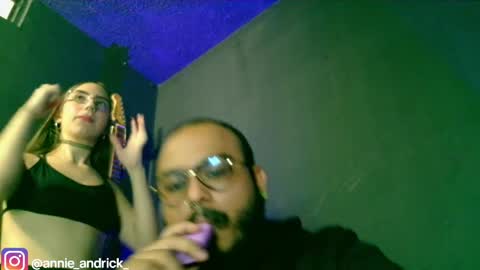 Snapshot of _annie_andrick_ chatting on 10.08.25 Annie Andrick online show from 10.08.25