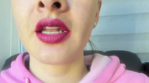 Snapshot of _antomouth_paradise chatting on 07.04.26 antonia online show from 07.04.26