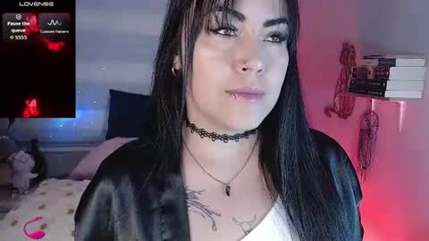 Snapshot of _any_ducan_ chatting on 07.14.26 Angie online show from 07.14.26