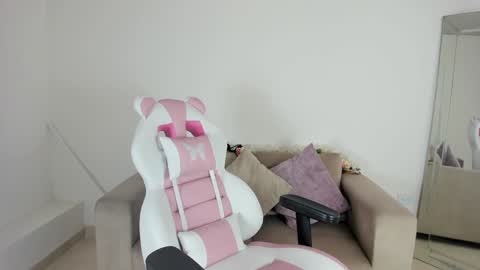    online show from 01.10.25