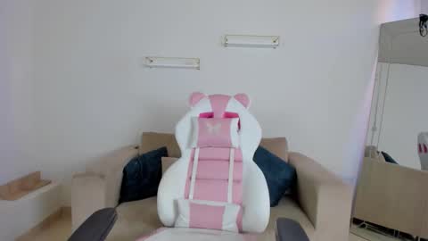    online show from 11.27.25