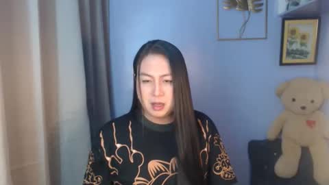 Snapshot of _arah chatting on 05.11.26 arah online show from 05.11.26