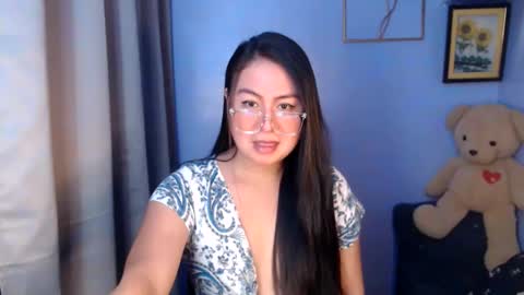 Snapshot of _arah chatting on 06.11.26 arah online show from 06.11.26