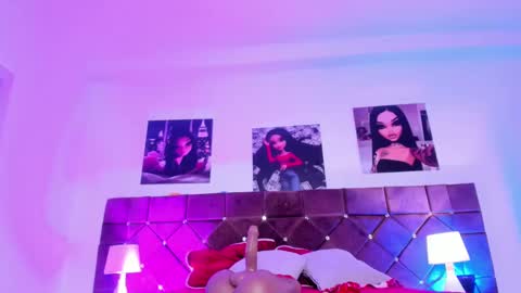 Snapshot of _ariana_lopez_ chatting on 02.18.25 Ariana online show from 02.18.25