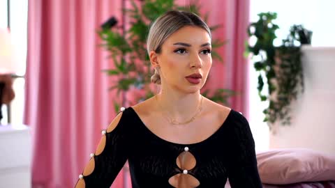 Arielle online show from 01.09.25