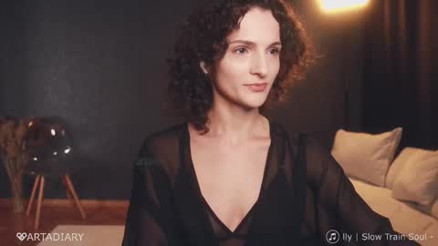 Snapshot of _arta_ chatting on 10.27.25 ARTA online show from 10.27.25