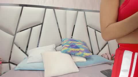 Aura online show from 09.25.25