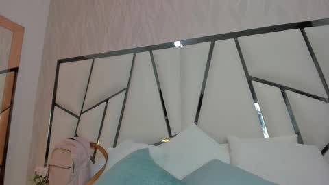 Aura online show from 03.05.26