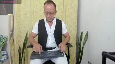 Snapshot of _axelking1_ chatting on 07.06.26 Axel online show from 07.06.26