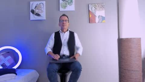 _axelking_ online show from 11.21.25