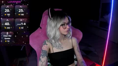 Olivia Subscribe to my Fansly -   online show from 02.16.26