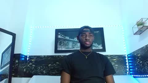 Snapshot of _black_stallion chatting on 10.02.25 Andrew online show from 10.02.25